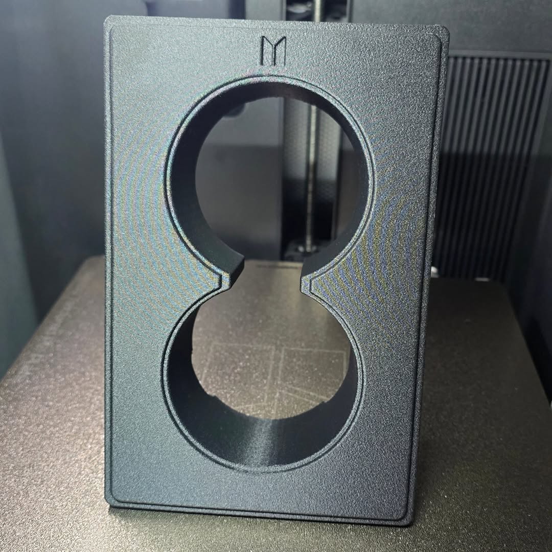 Tc -te gemini cup holder